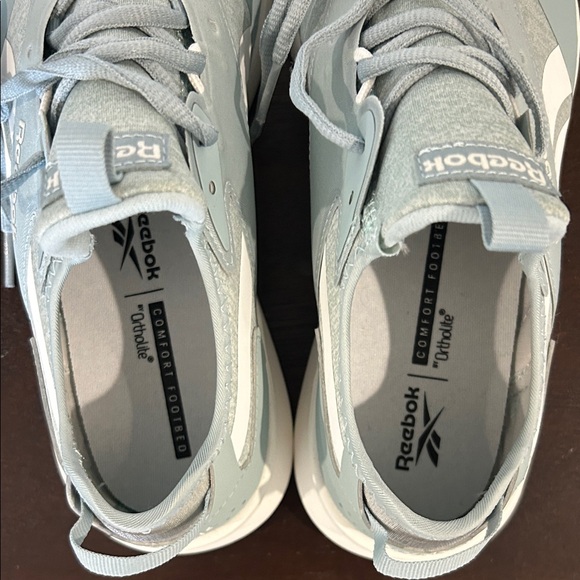 Reebok Sky Blue and White Athletic Shoes - Picture 4 of 5